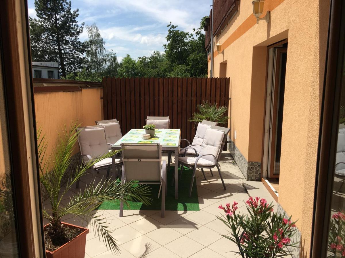 Apartman Slunecnice S Terasou Ceske Budejovice Exterior photo